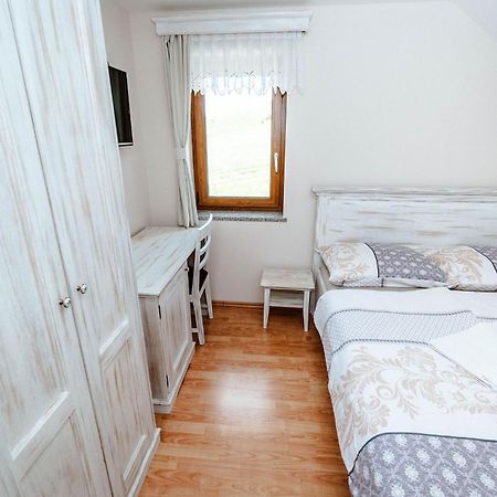 Zelena Oaza - B&B Miklavz pri Ormozu Bagian luar foto