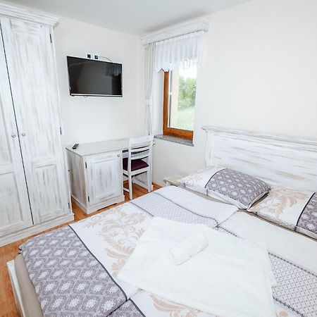 Zelena Oaza - B&B Miklavz pri Ormozu Bagian luar foto
