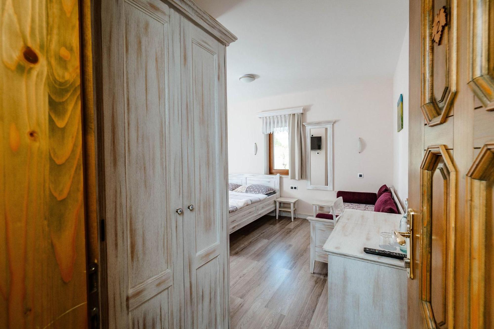 Zelena Oaza - B&B Miklavz pri Ormozu Bagian luar foto