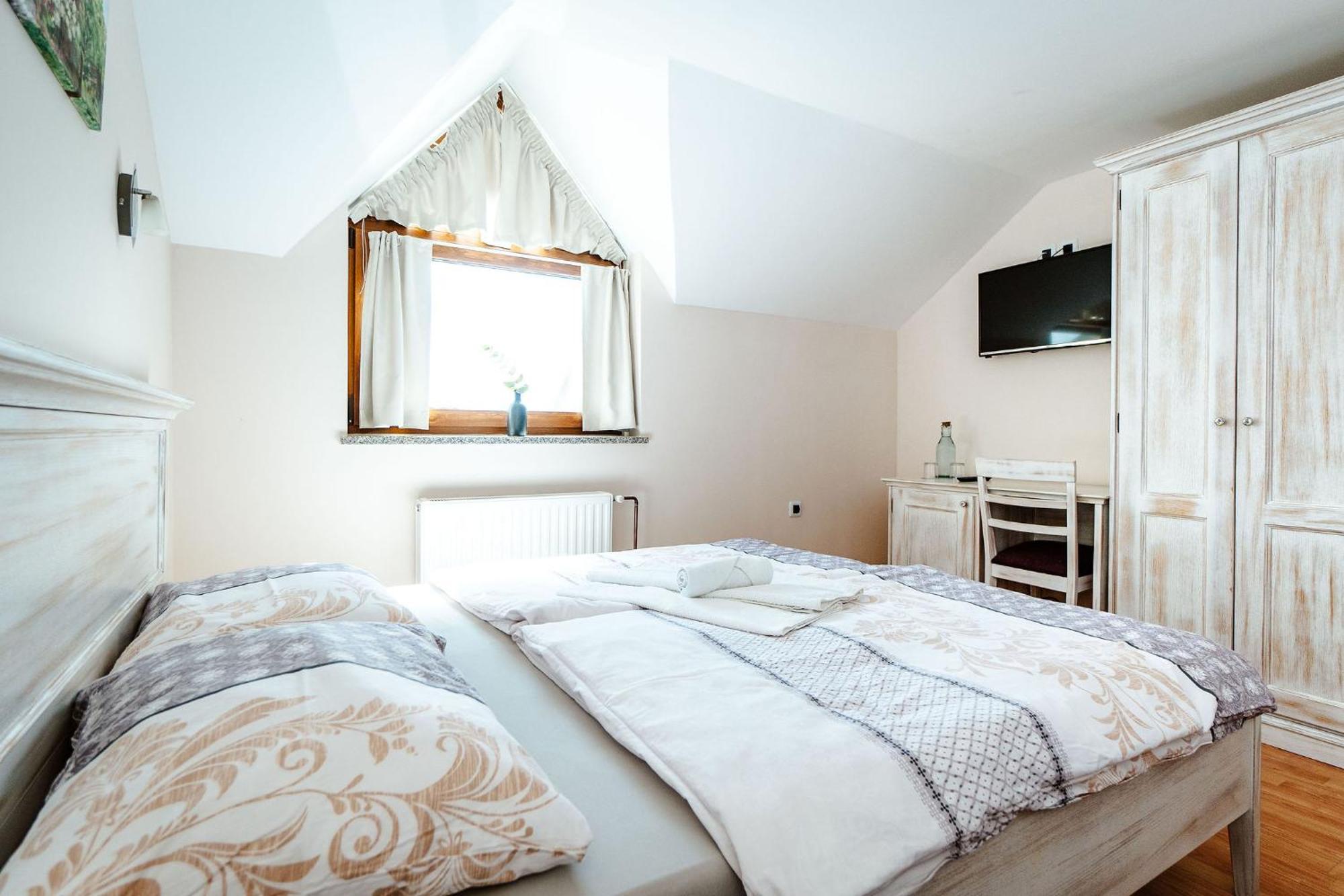 Zelena Oaza - B&B Miklavz pri Ormozu Bagian luar foto