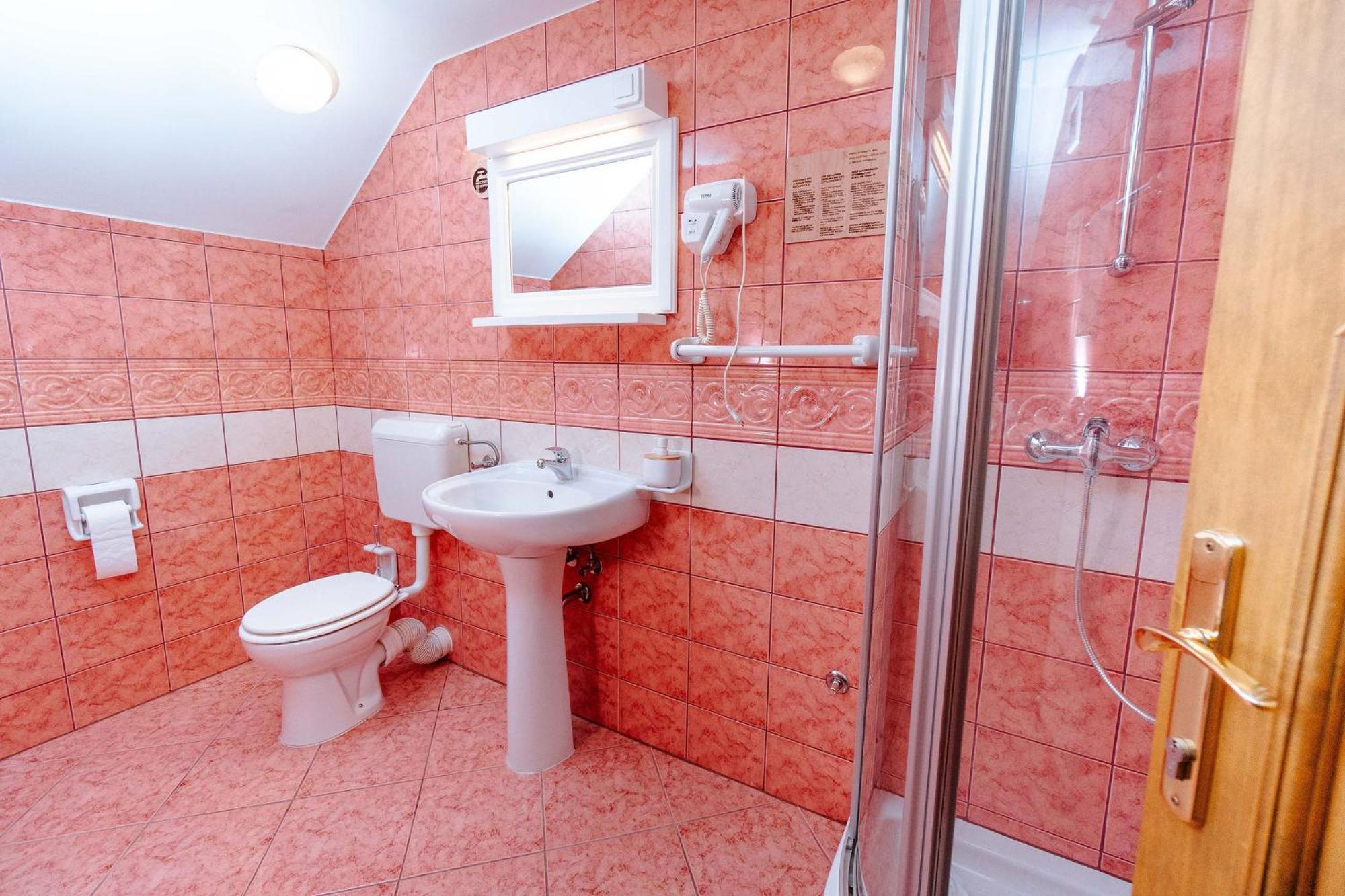 Zelena Oaza - B&B Miklavz pri Ormozu Bagian luar foto